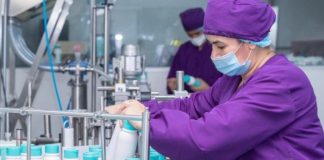 El Gobierno de Ecuador informó que, a partir del 1 de febrero de 2026, entrará en vigor una tasa de seguridad del 30% sobre las importaciones provenientes de Colombia. La decisión, comunicada por el presidente Daniel Noboa, responde a tensiones comerciales y a la percepción de una falta de cooperación en temas de seguridad fronteriza, especialmente en la lucha contra el narcotráfico y otros delitos transnacionales.